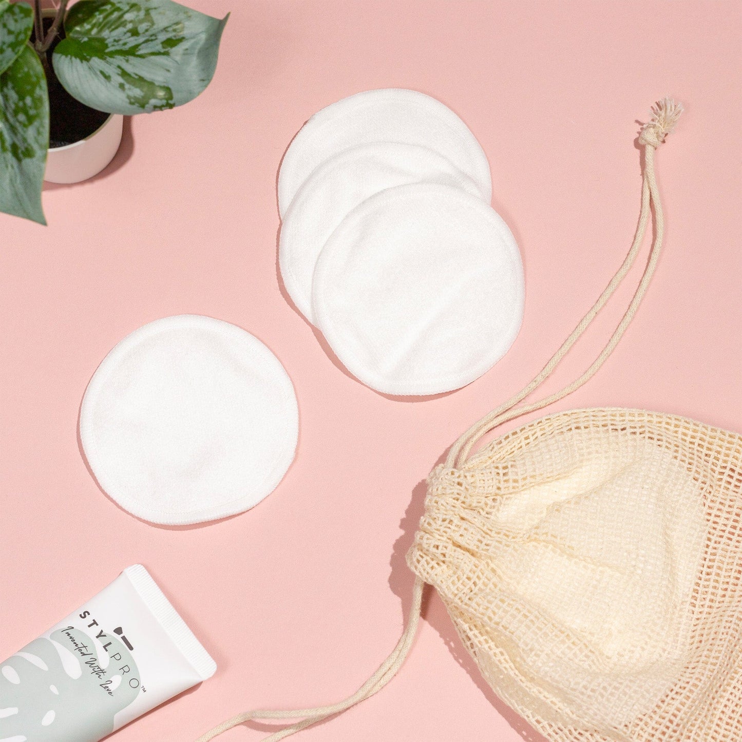 STYLPRO Bamboo Reusable Makeup Pads & Laundry Bag